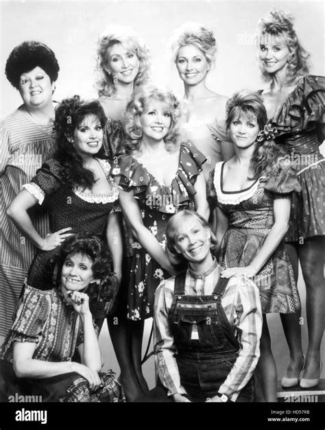 Hee Haw L R Clockwise From Top Lulu Roman Linda Thompson Mary Ann