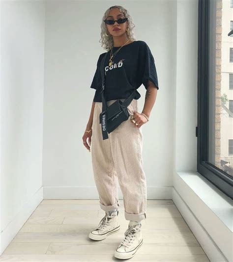 Women S Streetwear On Instagram Comfy Fit Source Wuzg00d