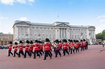 What is the Changing of the Guard at Buckingham Palace? Schedule and ...