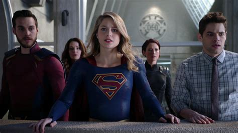Supergirl Season 3 Review 323 Battles Lost And Won Hardwood And
