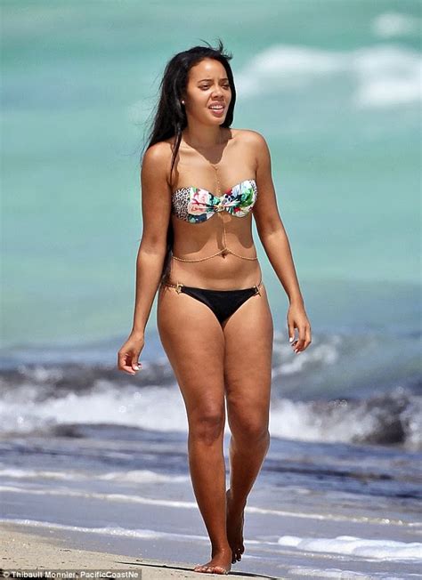 Hot Photos Angela Simmons Celebrates Her Birthday By Stripping Down To A Bikini On Miami Beach