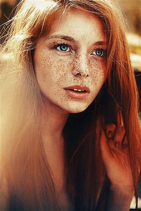 Freckled Red Beautiful Freckles Beautiful Red Hair Beautiful Redhead
