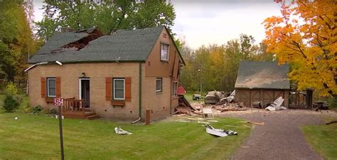 3 Dead After Small Plane Crashes Into Minnesota Home