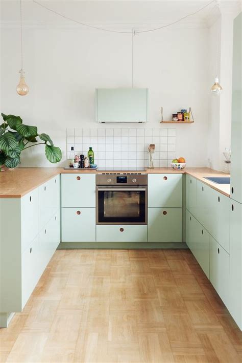 All it takes for a kitchen cabinet facelift is your willingness to do it yourself. 10 Fresh and Pretty Kitchen Cabinet Color Ideas - Decoholic