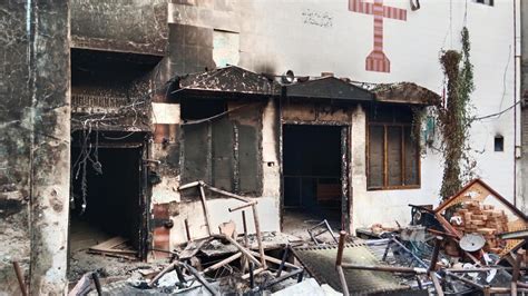 Pakistan Churches Burned Down Eight Churches Vandalized In Punjab