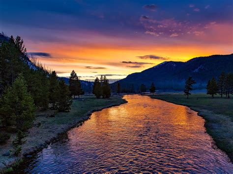 Yellowstone National Park Wyoming Usa River Sunset Twilight Dusk Hd