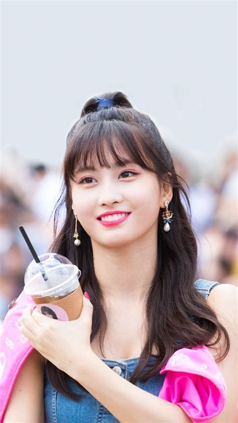 Momo hirai (平井 もも, hirai momo, born november 9, 1996), known mononymously as momo (korean: Hirai Momo | Twiceもも, 平井もも, 美