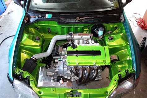 Not A Fan Of Hondas But That Green Engine Bay Car Things