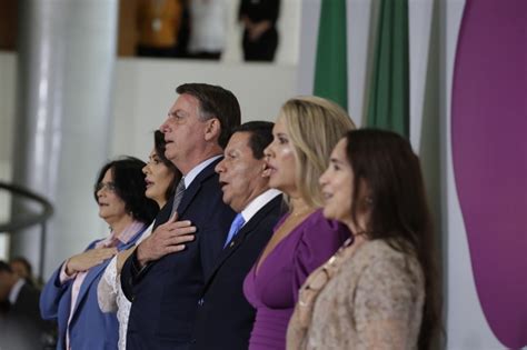 Civitate Governo Bolsonaro Celebra Dia Internacional Da Mulher Em