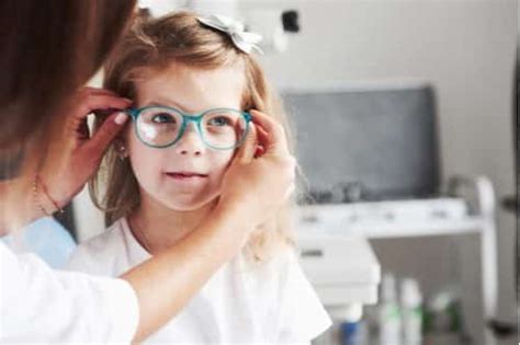 Helping Your Child Adjust To Wearing Eyeglasses