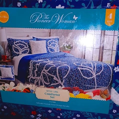 The Pioneer Woman Bedding The Pioneer Women Comforter Set Poshmark