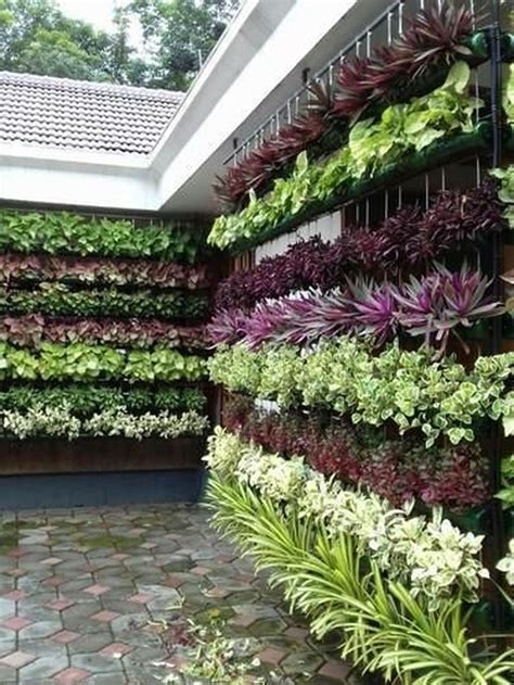 30 Popular Vertical Garden Wall For Outdoors Decor Pimphomee