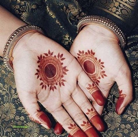 Simple Yet Elegant ️ Henna Tattoo Designs Palm Mehndi Design