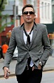 Jamie Hince spotted without his wedding ring as Kate Moss steps out ...