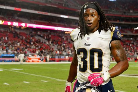 Louis rams with the tenth overall pick in the 2015 nfl draft. Todd Gurley invites angry fantasy football owner to fight him
