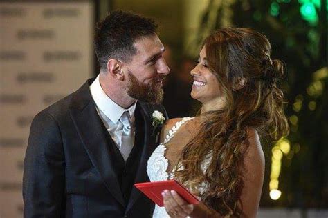Lionel Messi And Antonella Roccuzzo S Wedding Photos Sports Nigeria