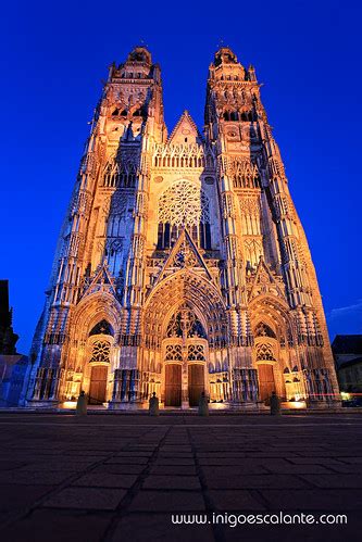 Tours Cathedral, Tours, France - SpottingHistory.com