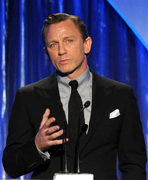 Daniel Craig Image