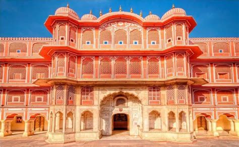 Tourists Guide To Jaipur What Attracts Tourists To The Pink City