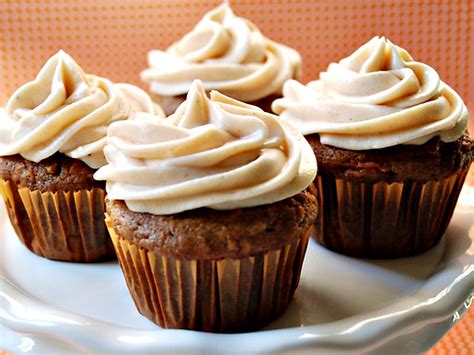 Carrot Cupcake Recipe ~ Easy Dessert Recipes