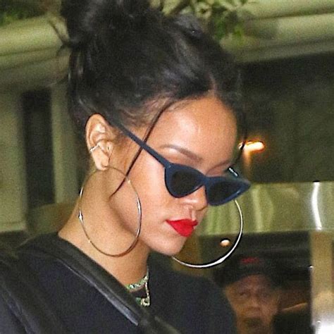 rihanna style cat eye celebrity sunglasses cosmiceyewear