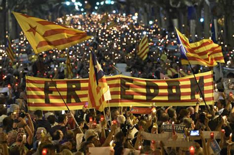 Breaking Catalan Parliament Declares Independence From Spain Torizone