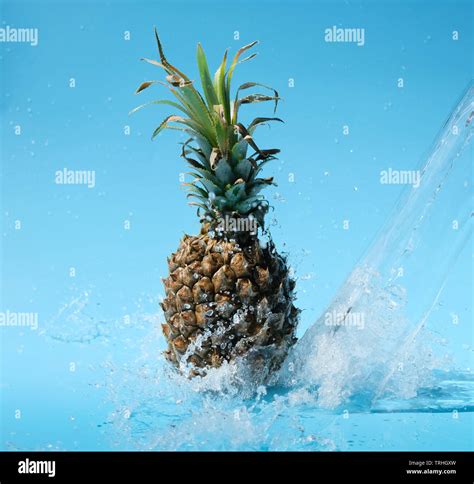 Pineapple Juice Splash Hi Res Stock Photography And Images Alamy