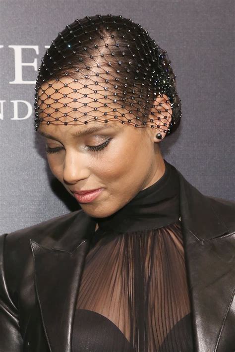 Alicia Keys Most Head Turning Hairstyles Of All Time HuffPost Life