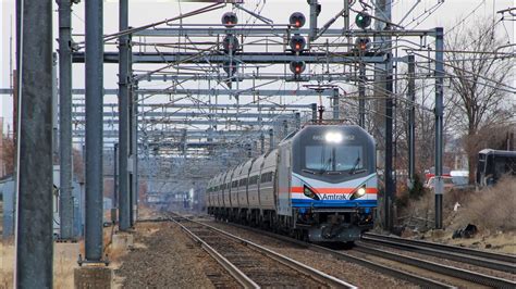 Amtraks Newly Wrapped Phase Iii Acs64 662 Leads Northeast Regional