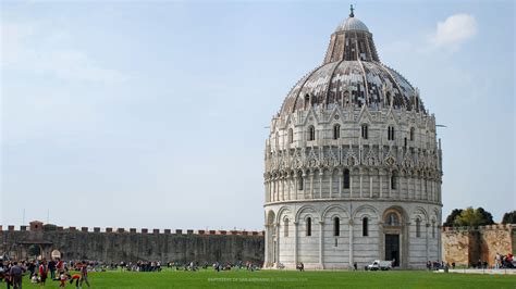 Baptistery Of San Giovanni A Beautiful Building In Pisa