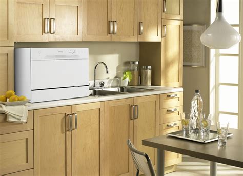 Danby 6 Place Setting Countertop Dishwasher In White Ddw621wdb