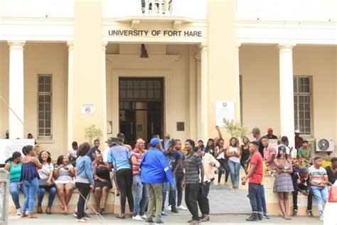 Fort Hare Primera Universidad De Sudáfrica En Aceptar Estudiantes
