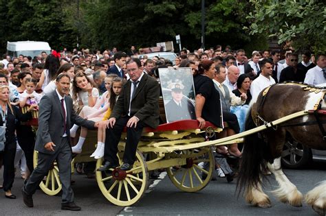 More Than 5000 Travellers Attend Funeral Of Legendary Gypsy Preacher