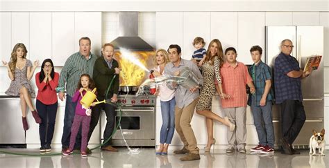 Modern Family TV show on ABC: latest ratings (cancel or renew?)