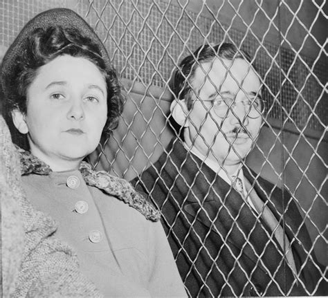 Throughout the proceeding the rosenbergs whispered to one another, held hands and seemed oblivious to arguments concerning the charge. Julius and Ethel Rosenberg - Wikipedia
