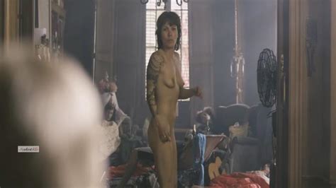 Astrid Berges Frisbey Nuda 30 Anni In Angels Of Sex