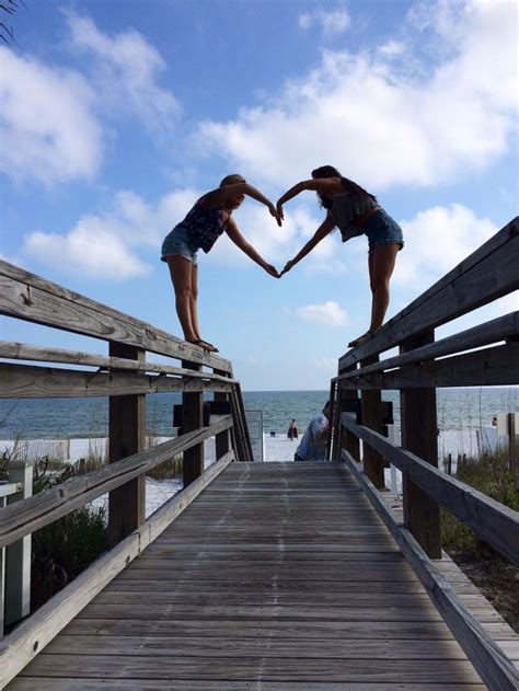 Pin By Kalli ️ On Funny Beach Best Friends Best Friend Pictures