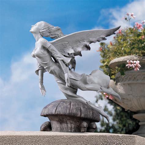 Design Toscano 11 In H Enchanted Flight Of The Garden Fairy Statue