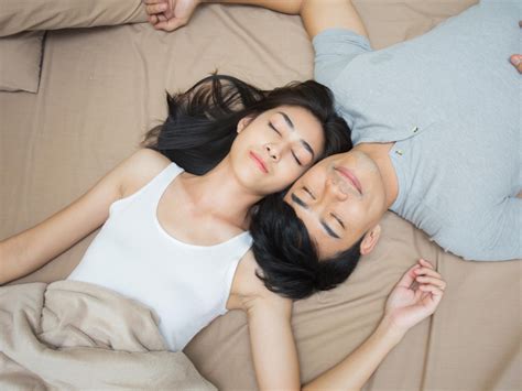 「睡眠離婚」讓感情更好！ 夫妻最好「分床睡」 專家曝3大原因 過來人秒贊同 今周刊