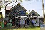 Outdoor Art At The Heidelberg Project In Detroit - cherylhoward.com