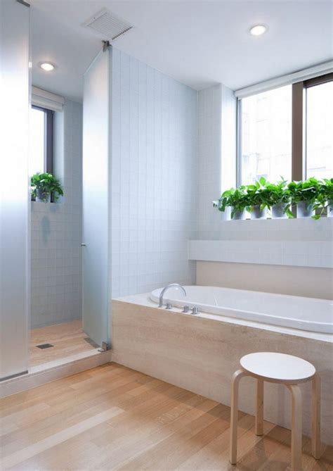 Aunque parece difícil que una planta pueda vivir en esas condiciones, hay ciertas plantas que se sienten. Ideas para decorar el baño con plantas - Decoración de ...