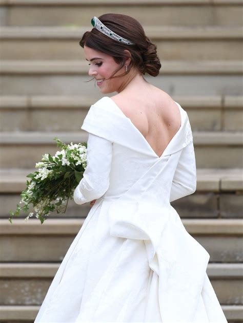 Princess eugenie and jack brooksbank are going to the chapel and gonna get married. Beautiful Pictures of British Royal Wedding of Princess Eugenie Grand Daughter of Queen ...