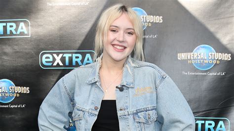 The Voice Winner Chloe Kohanski Reveals Holiday Plans Chloe