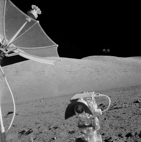 Ovni Découvert Avec Apollo 17 Photo Prise Grâce à Un Appareil Orienté