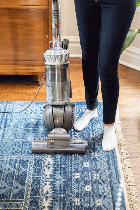 6 Vacuuming Mistakes And What To Do Instead Kitchn