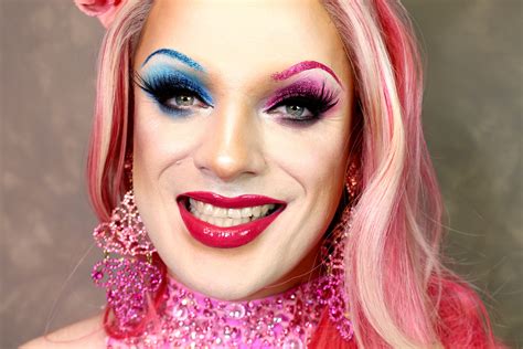 Descobrir 107 Imagem Maquiagem Carnaval Rosa Vn