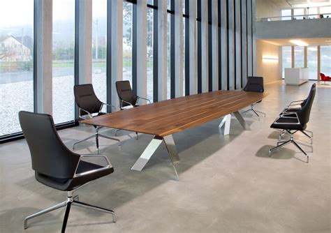 Modern Conference Table Ambience Doré