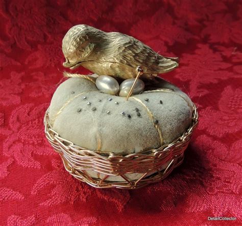 Rare Vintage Figural Pin Cushion Bird On Nest Etui Thimble Holder Case