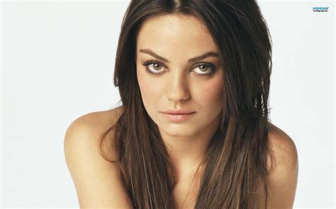 Actress Mila Kunis Wallpapers And Images Wallpapers Pictures Photos