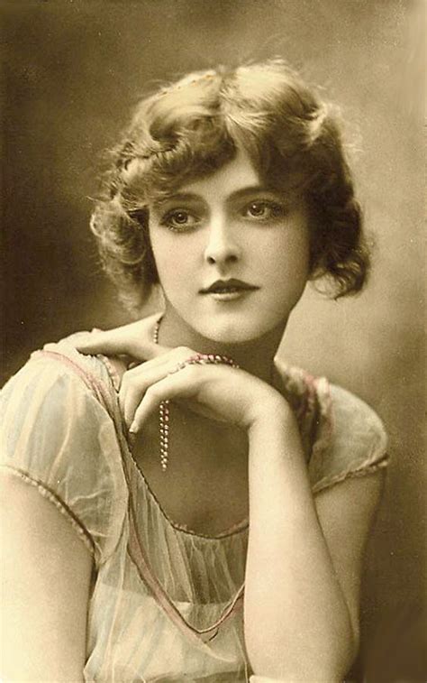 Actress Constance Worth Circa 1930′s Portrait Vintage Old Portraits